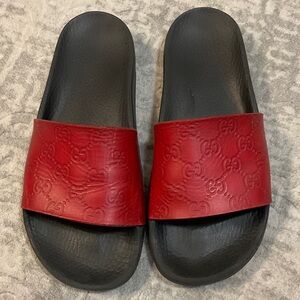 Gucci Embossed Hibiscus Red Leather Slides Double G